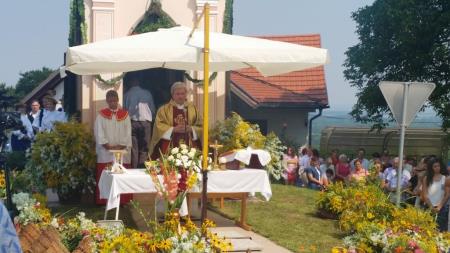 Na 19. tradicionalni prireditvi Pozdrav jeseni ob prazniku Marijinega vnebovzetja, veselo druženje Prlekov, Prekmurcev in Medžimurcev